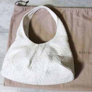 *SOLD* Bottega Veneta Large White Hobo Bag
